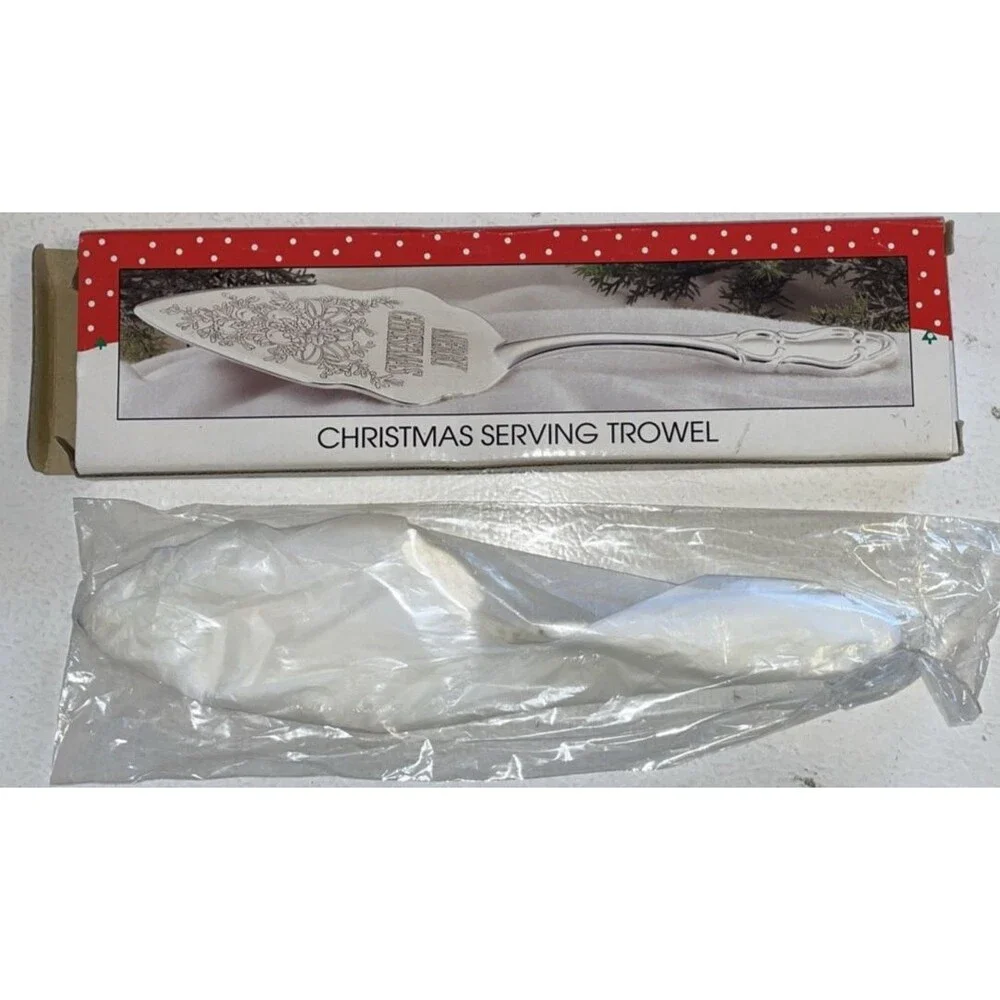 INTERNATIONAL SILVER COMPANY CHRISTMAS SERVING TROWEL PIE  SERVEWARE 1997 NOS !